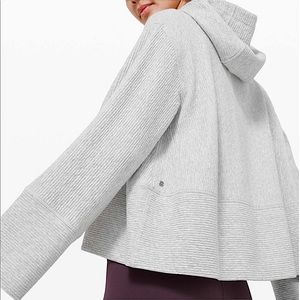 LULULEMON RETREAT YOURSELF PULLOVER HOODIE